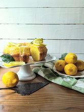 Load image into Gallery viewer, Lemon Pound Cake Candle
